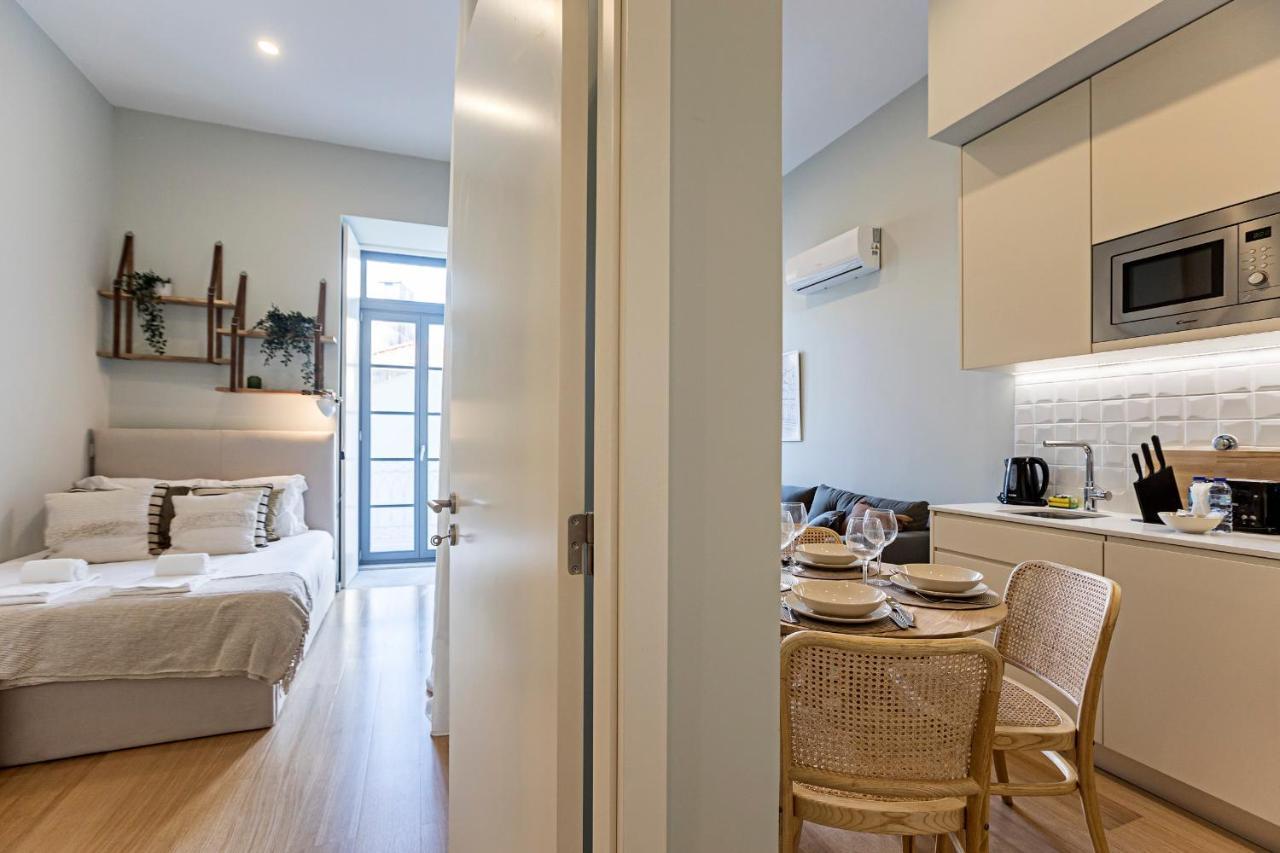 Apartamento 31 Janeiro 157 - Stylish 1br W/ Ac & Balcony By Lovelystay *