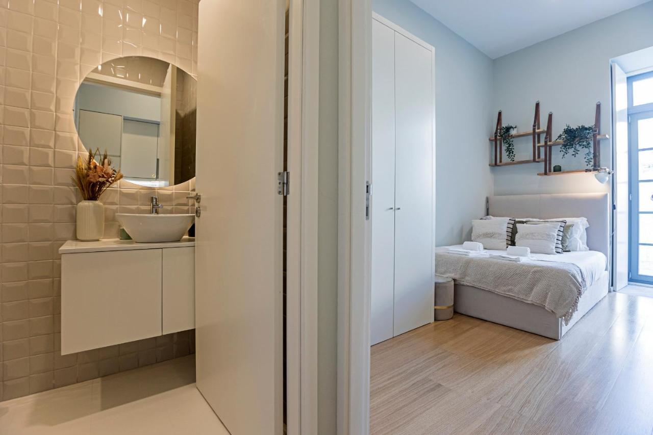 Apartamento 31 Janeiro 157 - Stylish 1br W/ Ac & Balcony By Lovelystay *